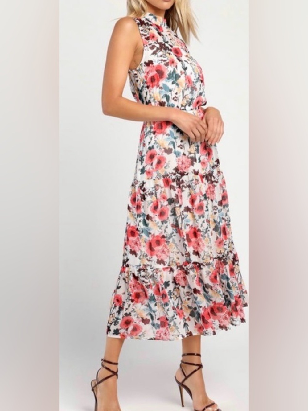 Lulu's White Floral ‘In Your Dreams’ Midi Dress